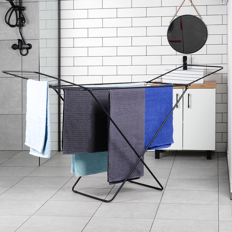 https://static1.b2b.vilde.trade/hpeciai/4d850f7d39d3f2297e871058ef9ed6c0/eng_pm_Drying-Rack-Metal-Black-Foldable-181-cm-15518_6.jpg