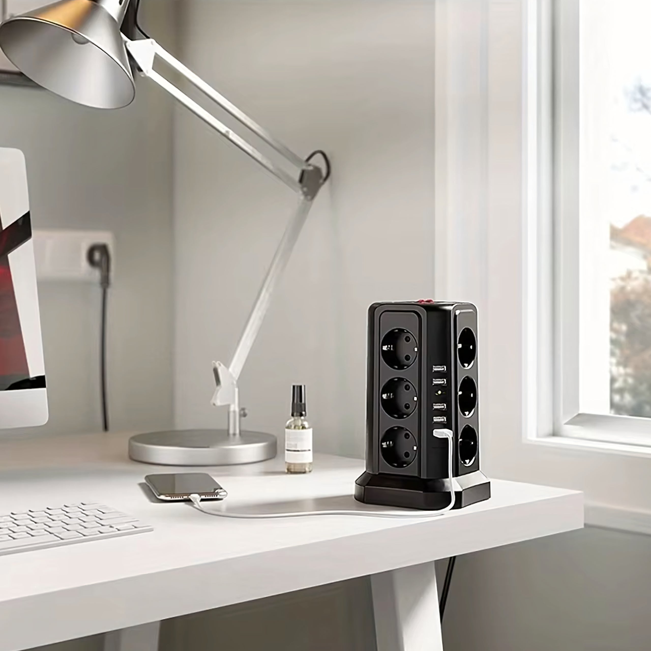 Multiprise sur pied avec protection foudre 12 prises + 5 ports USB